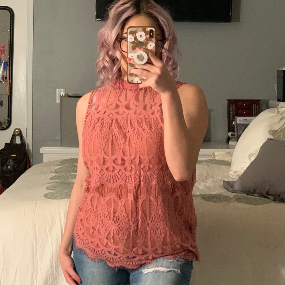 Target Woman’s pink sleeveless blouse